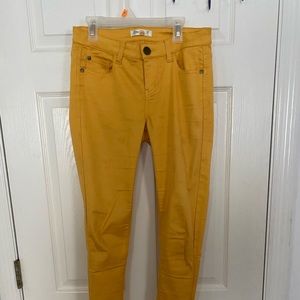 Mustard skinny pants